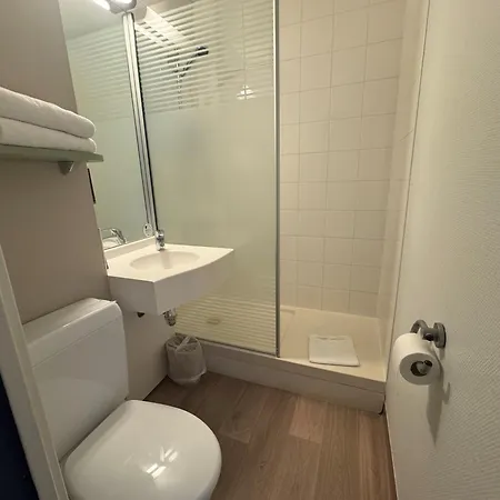 Hotel Ibis Budget Rouen Parc Des Expos Zenith