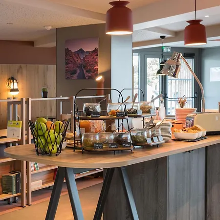 鲁昂天顶展览中心宜必思快捷酒店 酒店 圣艾蒂安-迪鲁夫赖