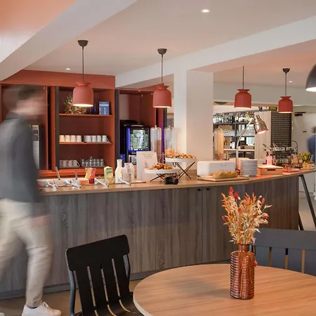 Ibis Budget Rouen Parc Des Expos Zenith Hotel 2*