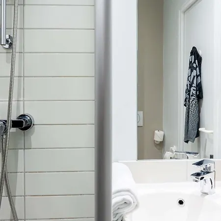 Hotel Ibis Budget Rouen Parc Des Expos Zenith 2*