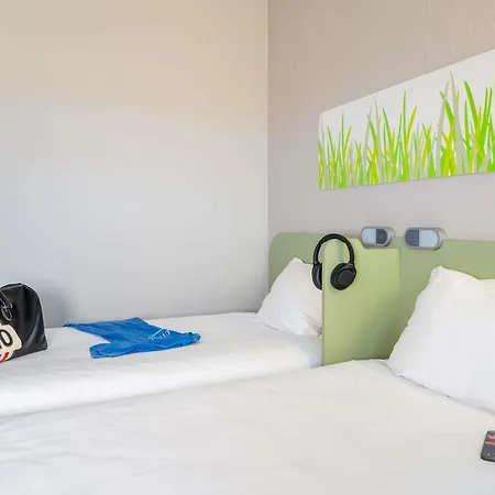 Ibis Budget Rouen Parc Des Expos Zenith Hotel 2*